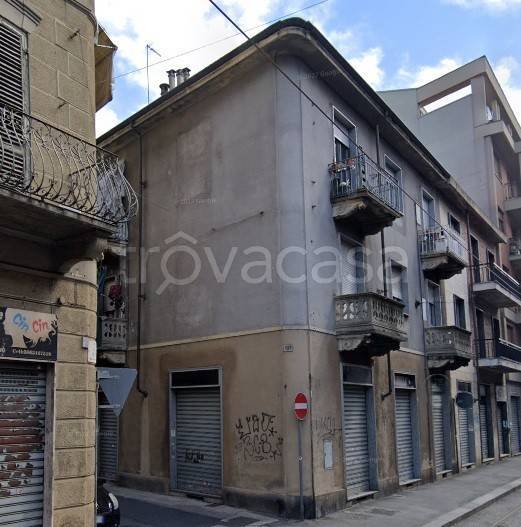 negozio in vendita a Torino in zona Madonna di Campagna