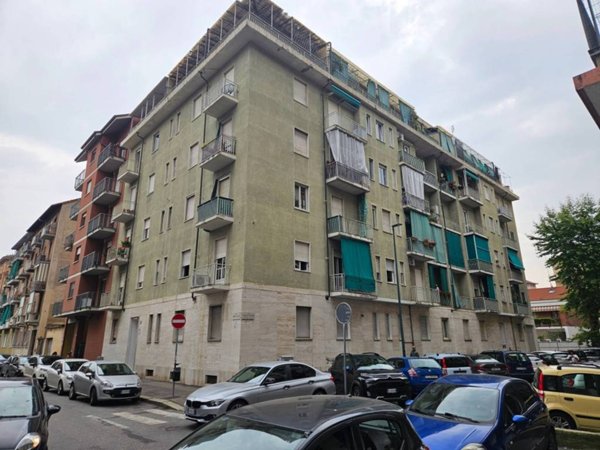 appartamento in vendita a Torino in zona Borgata Vittoria