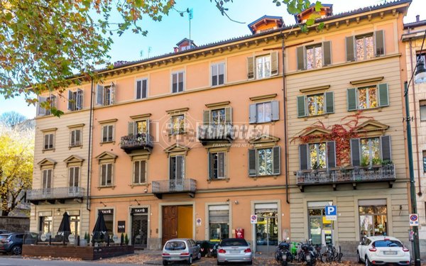 locale commerciale in vendita a Torino