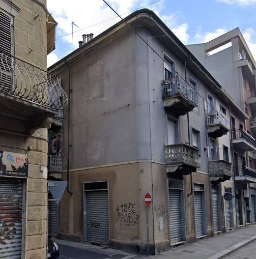negozio in vendita a Torino in zona Lucento