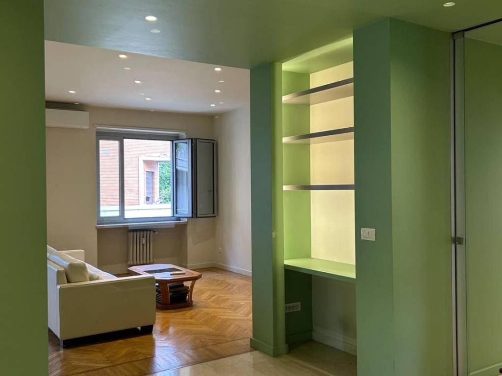 appartamento in vendita a Torino in zona Cit Turin