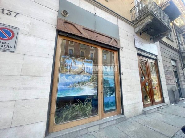negozio in vendita a Torino in zona San Salvario