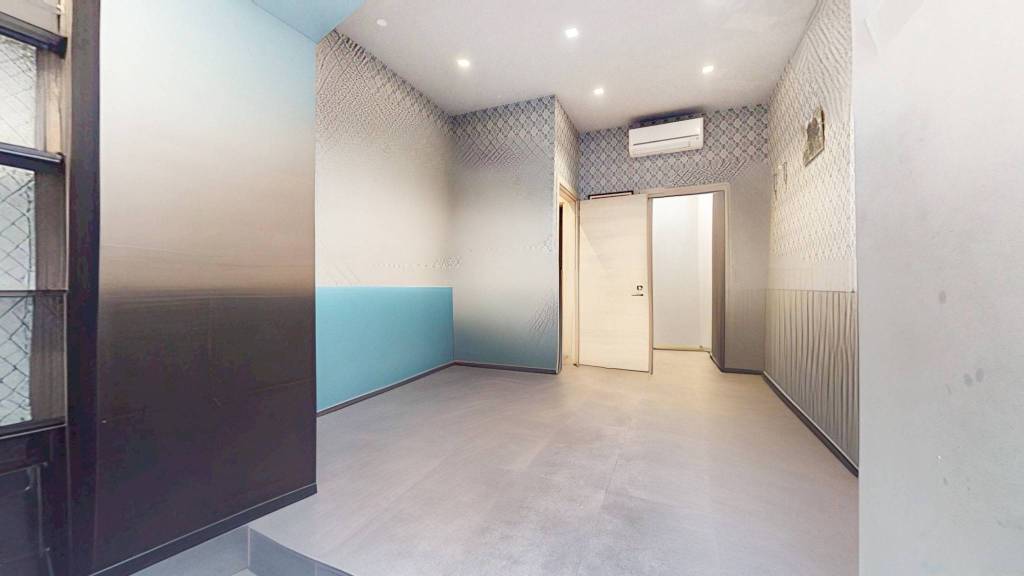 negozio in vendita a Torino in zona San Salvario