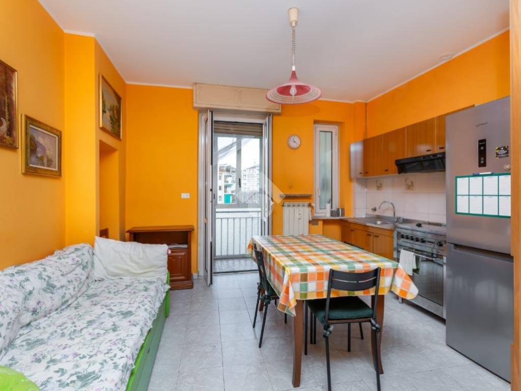 appartamento in vendita a Torino in zona Santa Rita