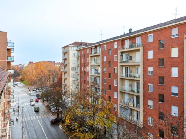 appartamento in vendita a Torino in zona Santa Rita