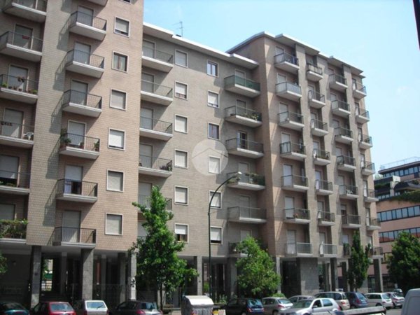 appartamento in vendita a Torino in zona Lingotto