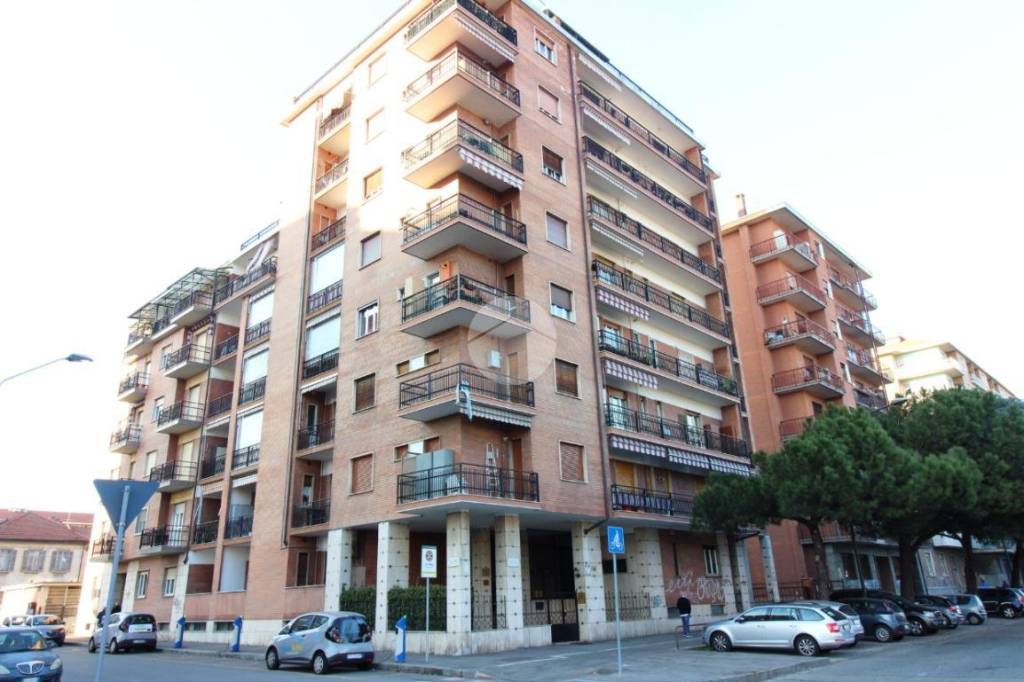 appartamento in vendita a Torino in zona Mirafiori Sud