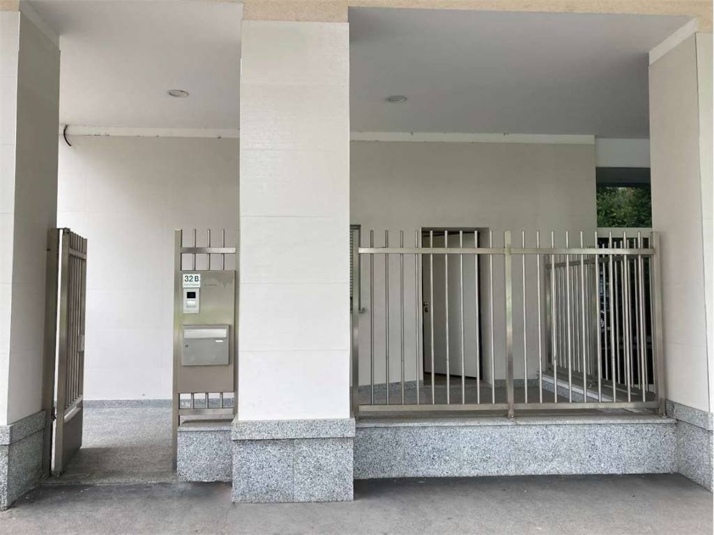 ufficio in vendita a Torino in zona Mirafiori Sud