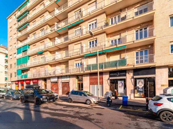 appartamento in vendita a Torino in zona Mirafiori Nord