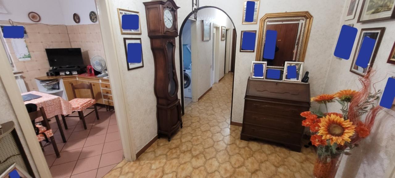 appartamento in vendita a Torino in zona Falchera