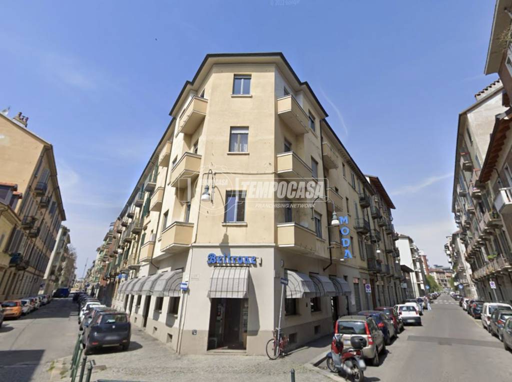 appartamento in vendita a Torino in zona Aurora