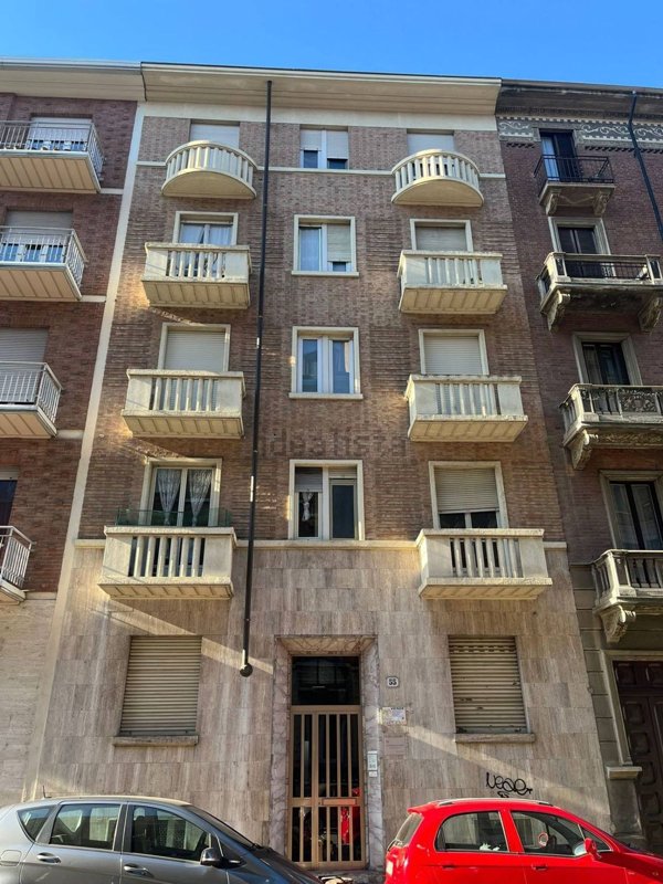 appartamento in vendita a Torino in zona Campidoglio