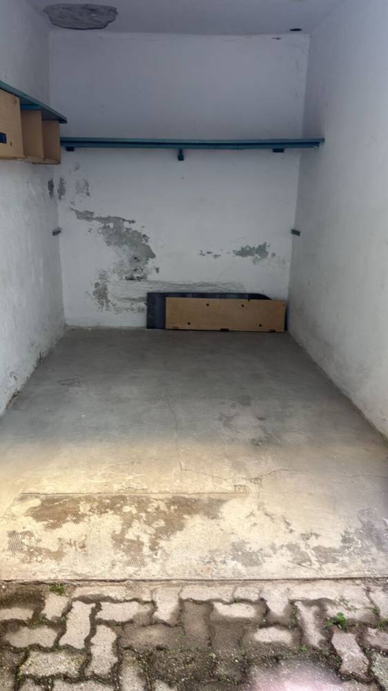 locale di sgombero in vendita a Torino in zona San Donato