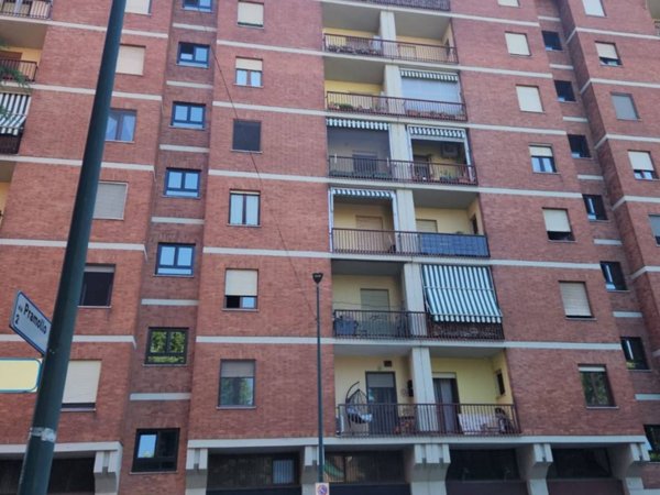 appartamento in vendita a Torino in zona Mirafiori Sud