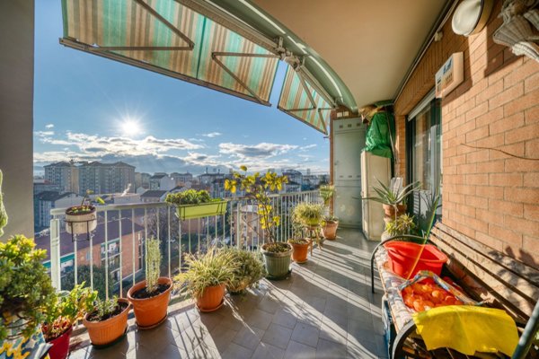 appartamento in vendita a Torino in zona Parella