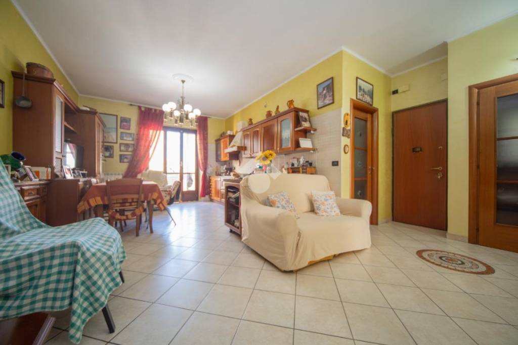 appartamento in vendita a Torino in zona Lucento