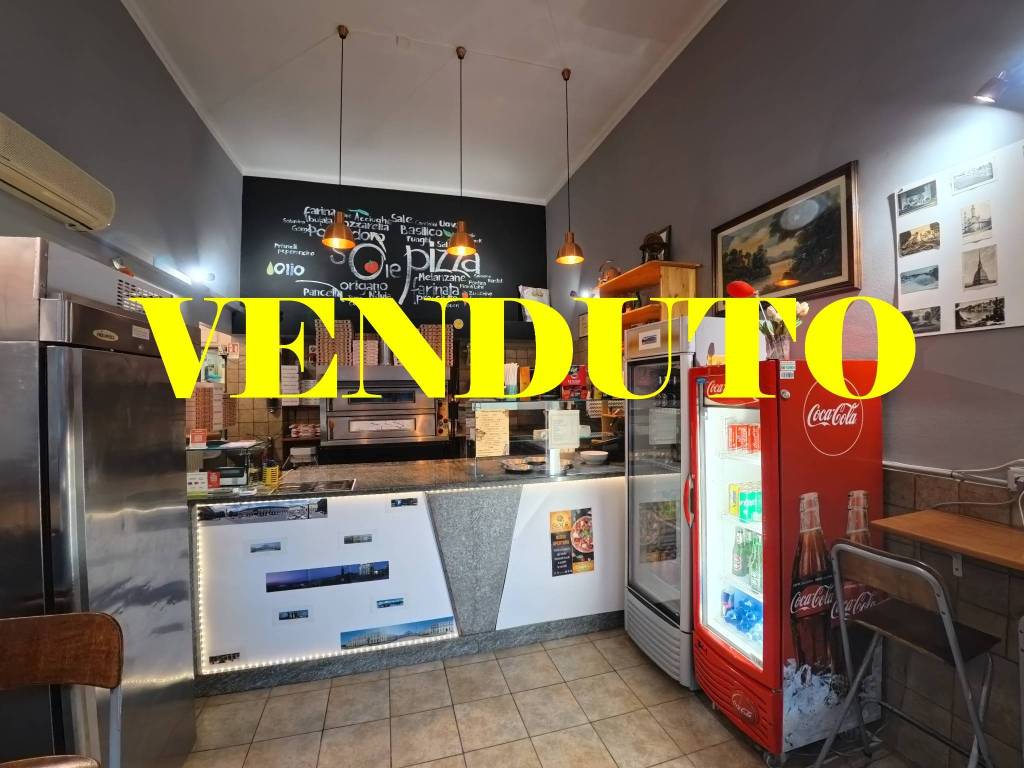 negozio in vendita a Torino in zona Pozzo Strada