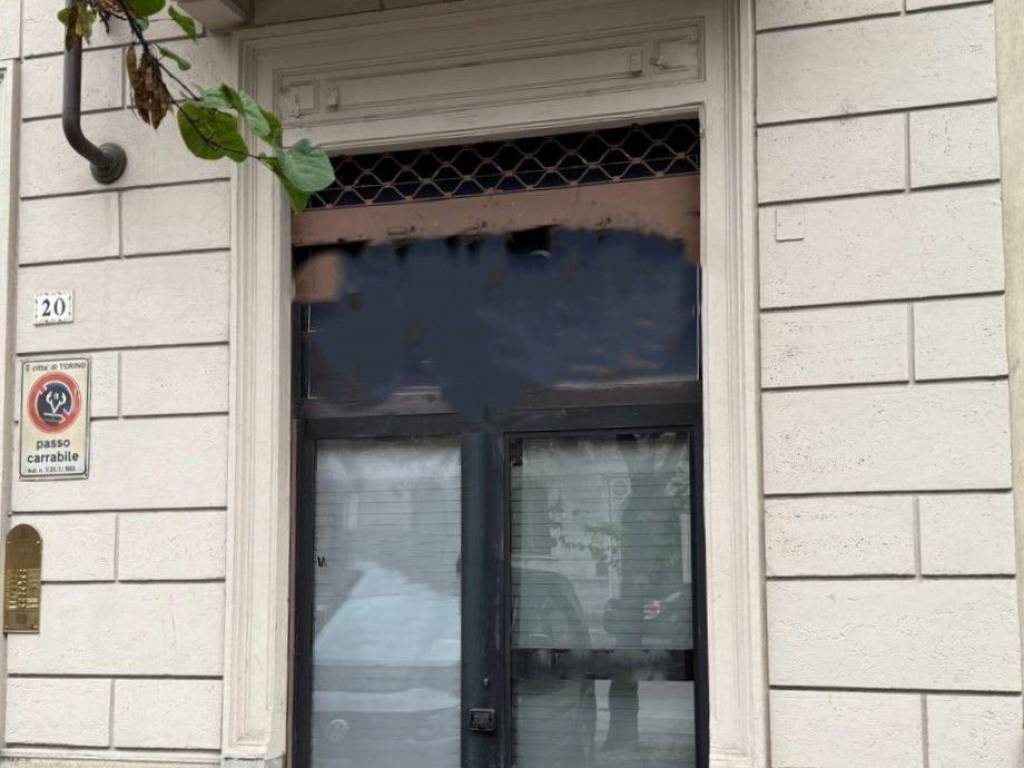 negozio in vendita a Torino in zona Crocetta