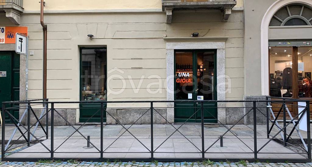 negozio in vendita a Torino in zona Centro Storico