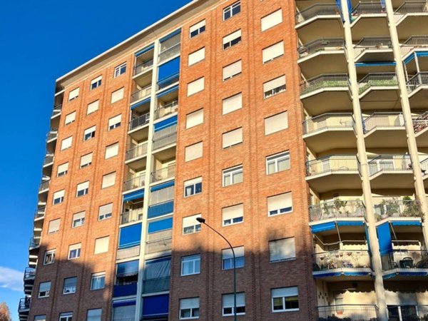 appartamento in vendita a Torino in zona Santa Rita