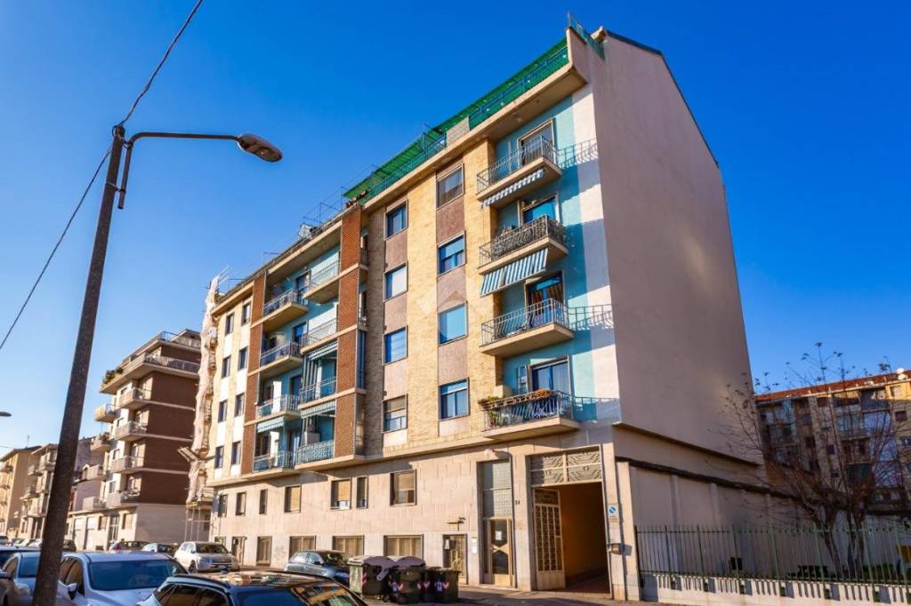 appartamento in vendita a Torino in zona Pozzo Strada