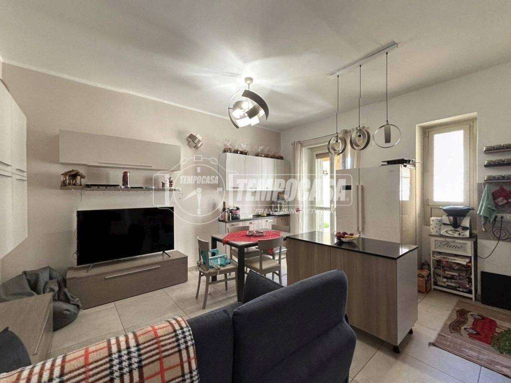 appartamento in vendita a Torino in zona Lucento