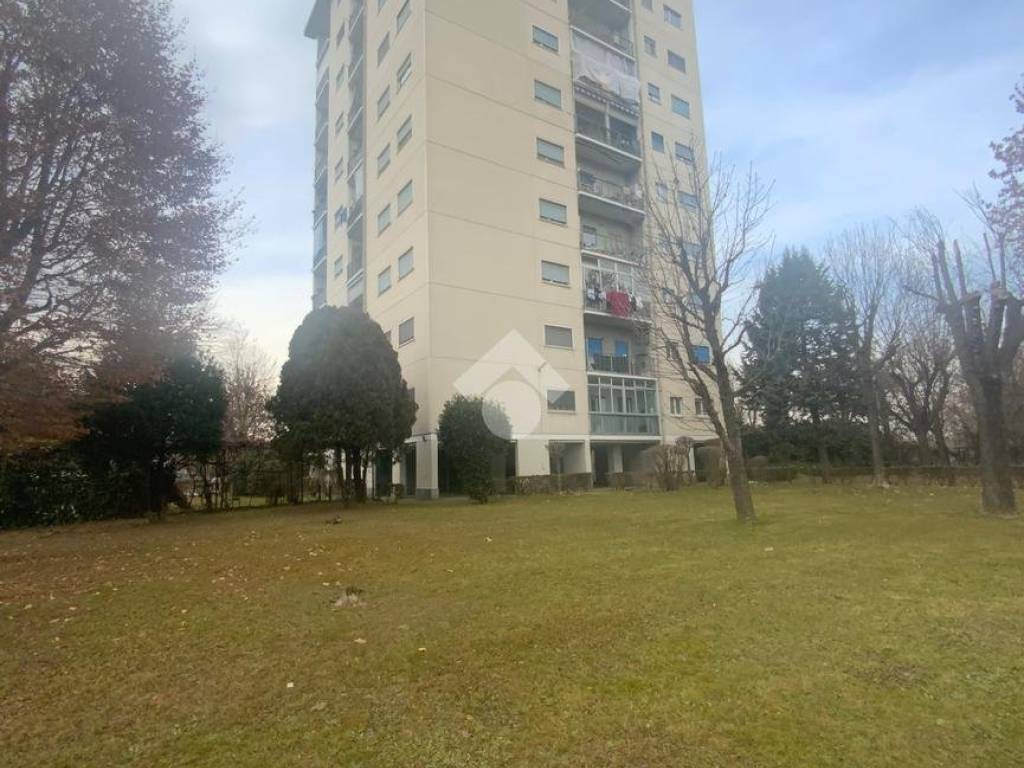 appartamento in vendita a Torino in zona Falchera