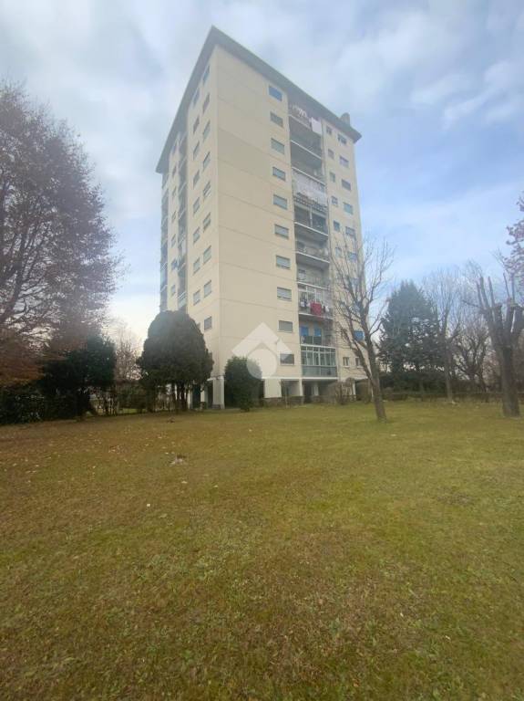 appartamento in vendita a Torino in zona Falchera