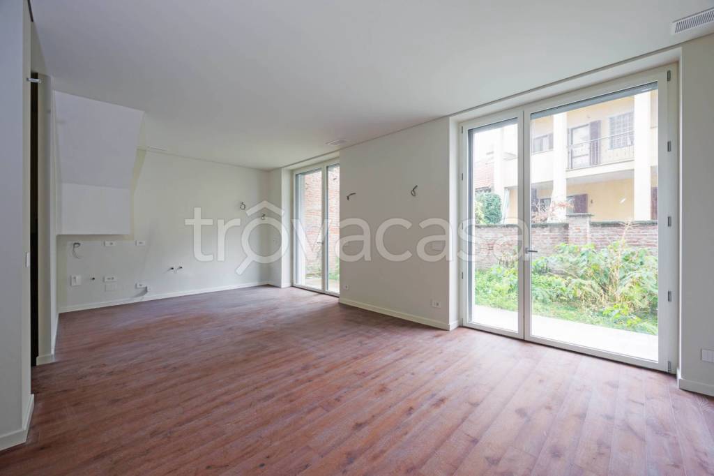 appartamento in vendita a Torino in zona Madonna del Pilone