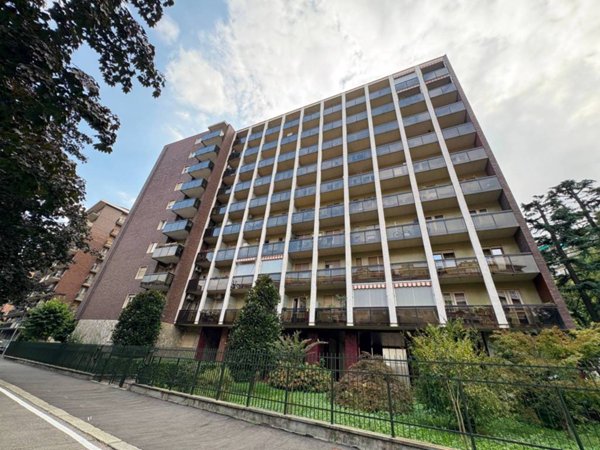 appartamento in vendita a Torino in zona Santa Rita