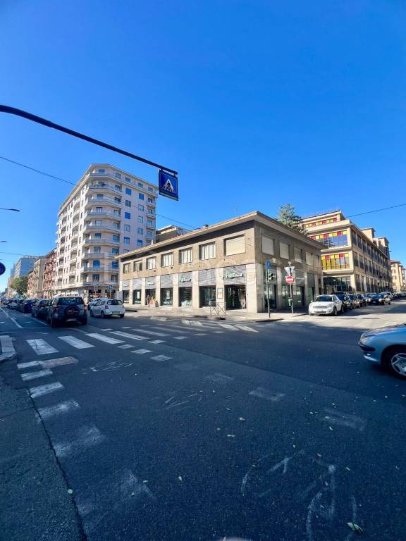 appartamento in vendita a Torino in zona Lingotto