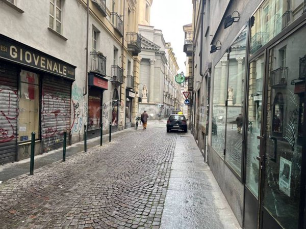 negozio in vendita a Torino