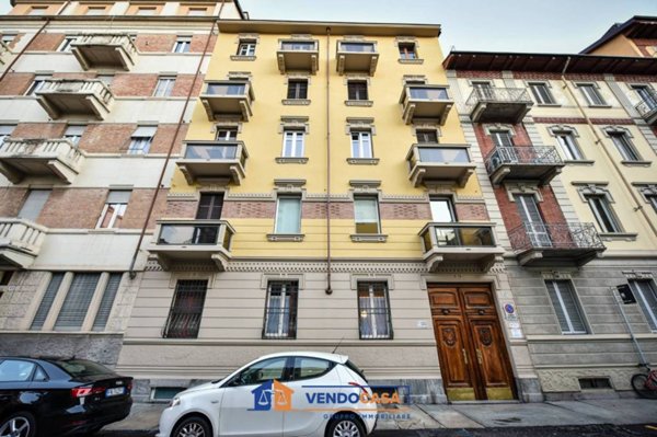 appartamento in vendita a Torino in zona Crocetta