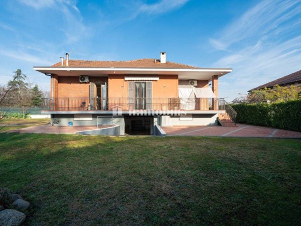 casa indipendente in vendita a Torino in zona Vallette