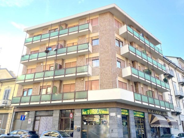 appartamento in vendita a Torino in zona Borgo San Paolo