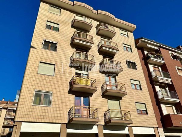 appartamento in vendita a Torino in zona Lingotto