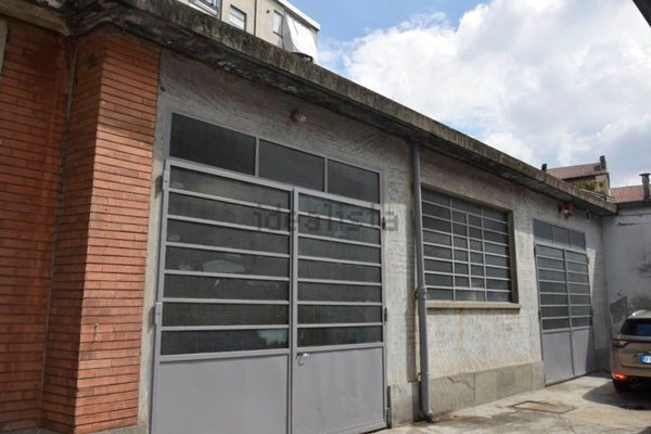 ufficio in vendita a Torino in zona Barriera di Milano