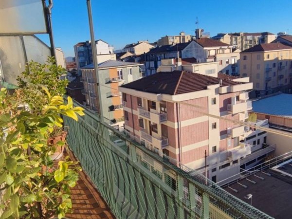 appartamento in vendita a Torino in zona Parella