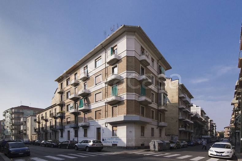 appartamento in vendita a Torino in zona Cenisia