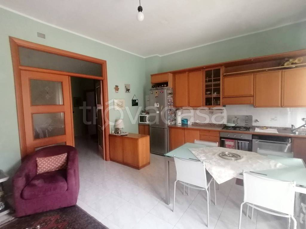 appartamento in vendita a Torino in zona Lingotto