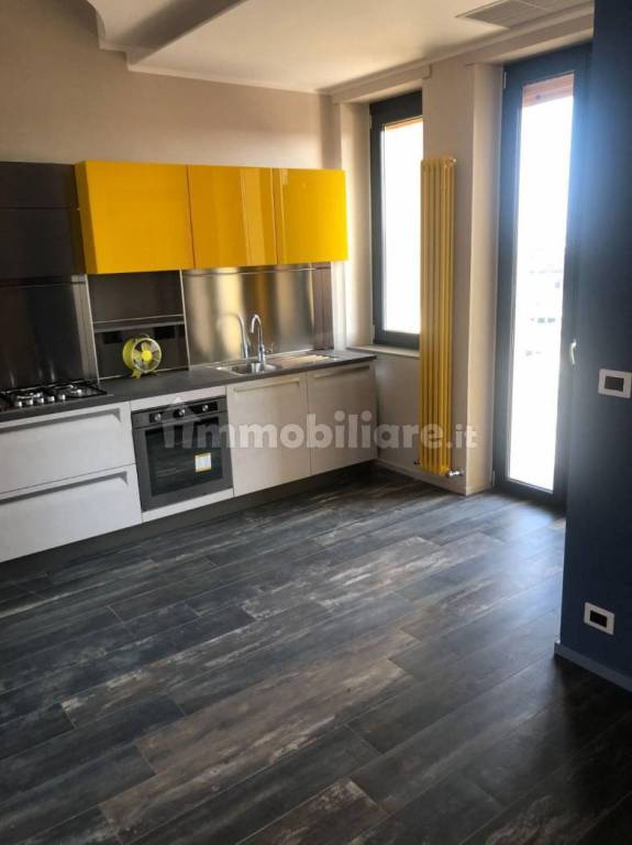 appartamento in vendita a Torino in zona Lingotto