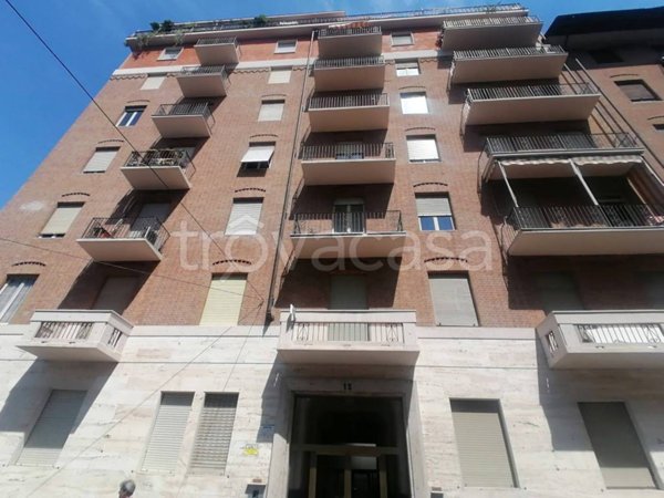 appartamento in vendita a Torino in zona Cenisia