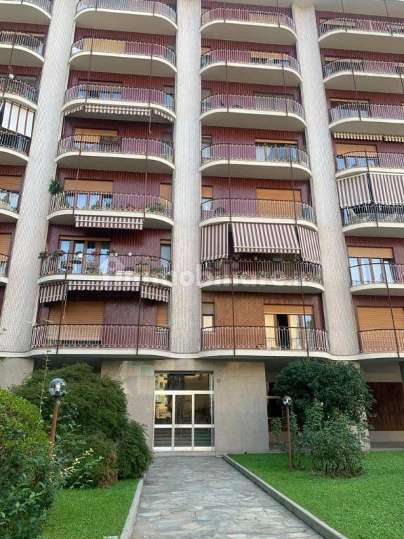 appartamento in vendita a Torino in zona Lingotto