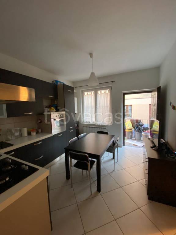 appartamento in vendita a Torino in zona Millefonti