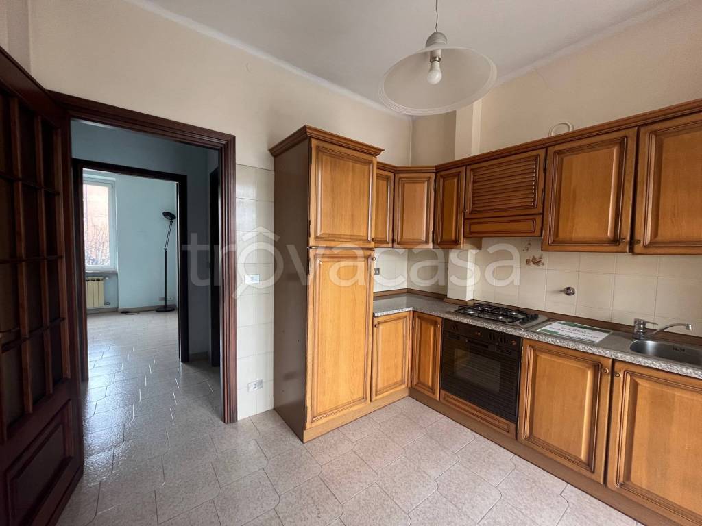 appartamento in vendita a Torino in zona Millefonti