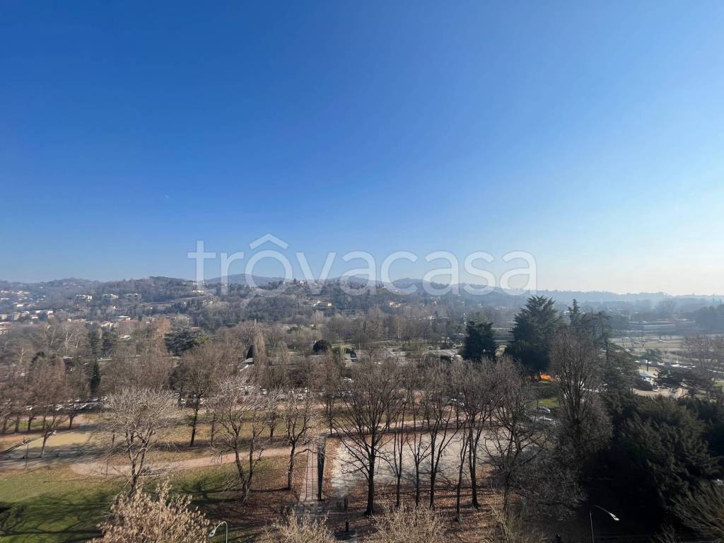 appartamento in vendita a Torino in zona Millefonti