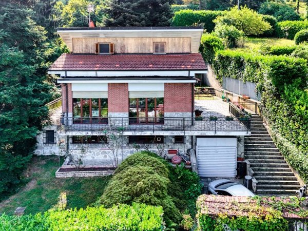 casa indipendente in vendita a Torino in zona Borgo Po