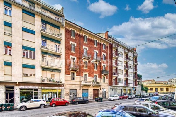 appartamento in vendita a Torino in zona Cenisia