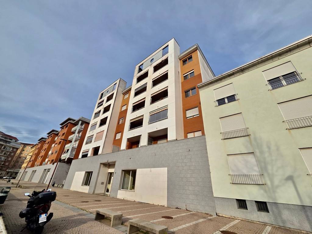 appartamento in vendita a Torino in zona Aurora