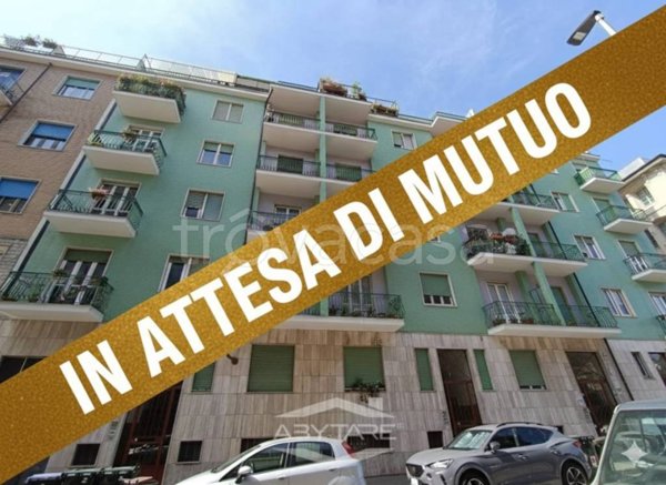 appartamento in vendita a Torino in zona Lingotto